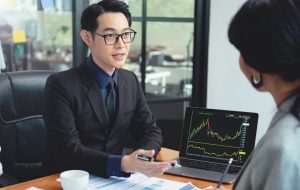 Peran Investor dalam Perkembangan Ekonomi