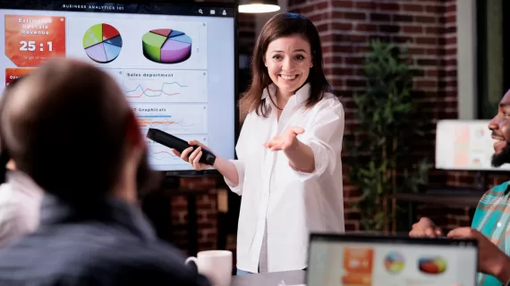 Presentasi Rencana Bisnis Lebih Efektif, Begini Cara Membuatnya!